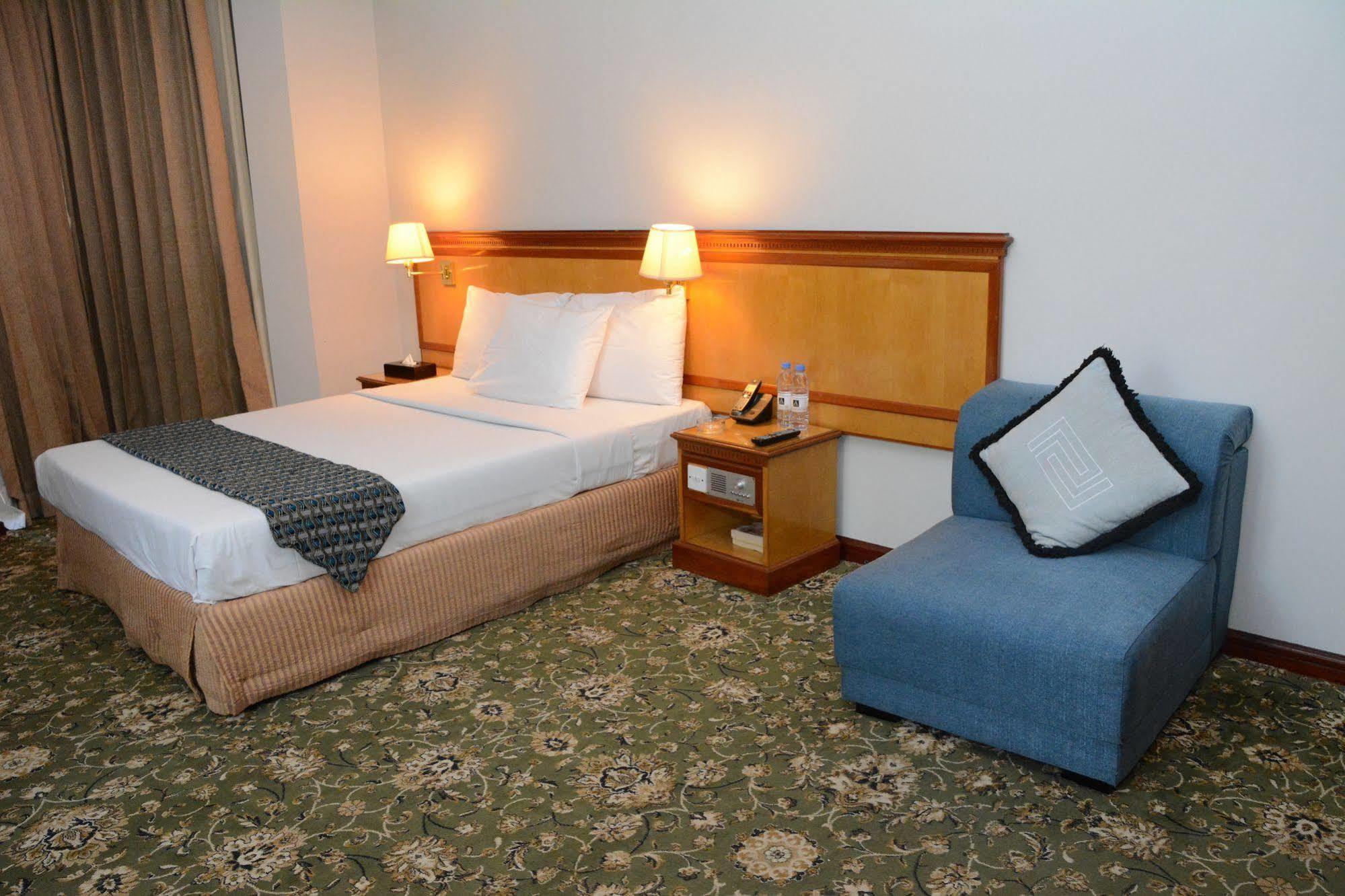 Phoenicia Hotel 마나마 외부 사진