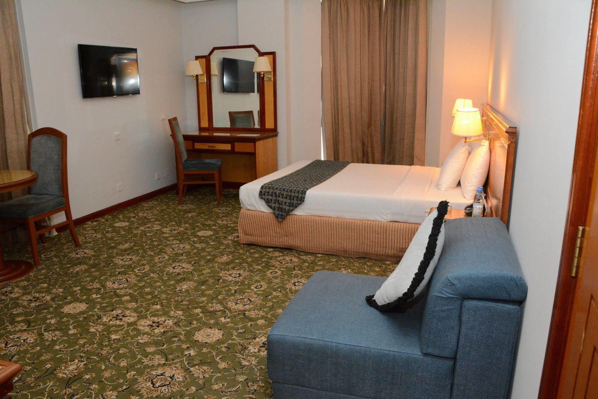 Phoenicia Hotel 마나마 외부 사진
